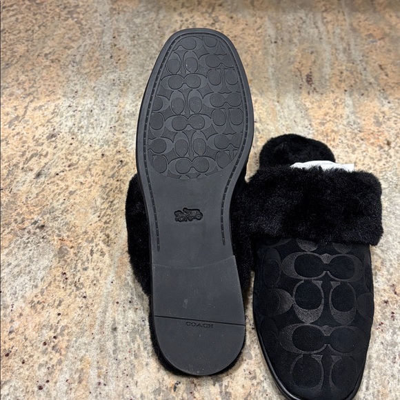 NWT Coach Black Faux Fur-Lined Slippers - Picture 4 of 9
